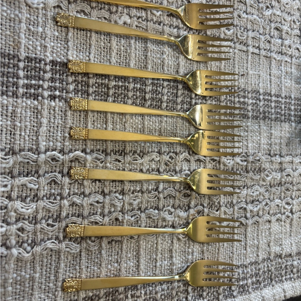 Elegant Gold Fork Set